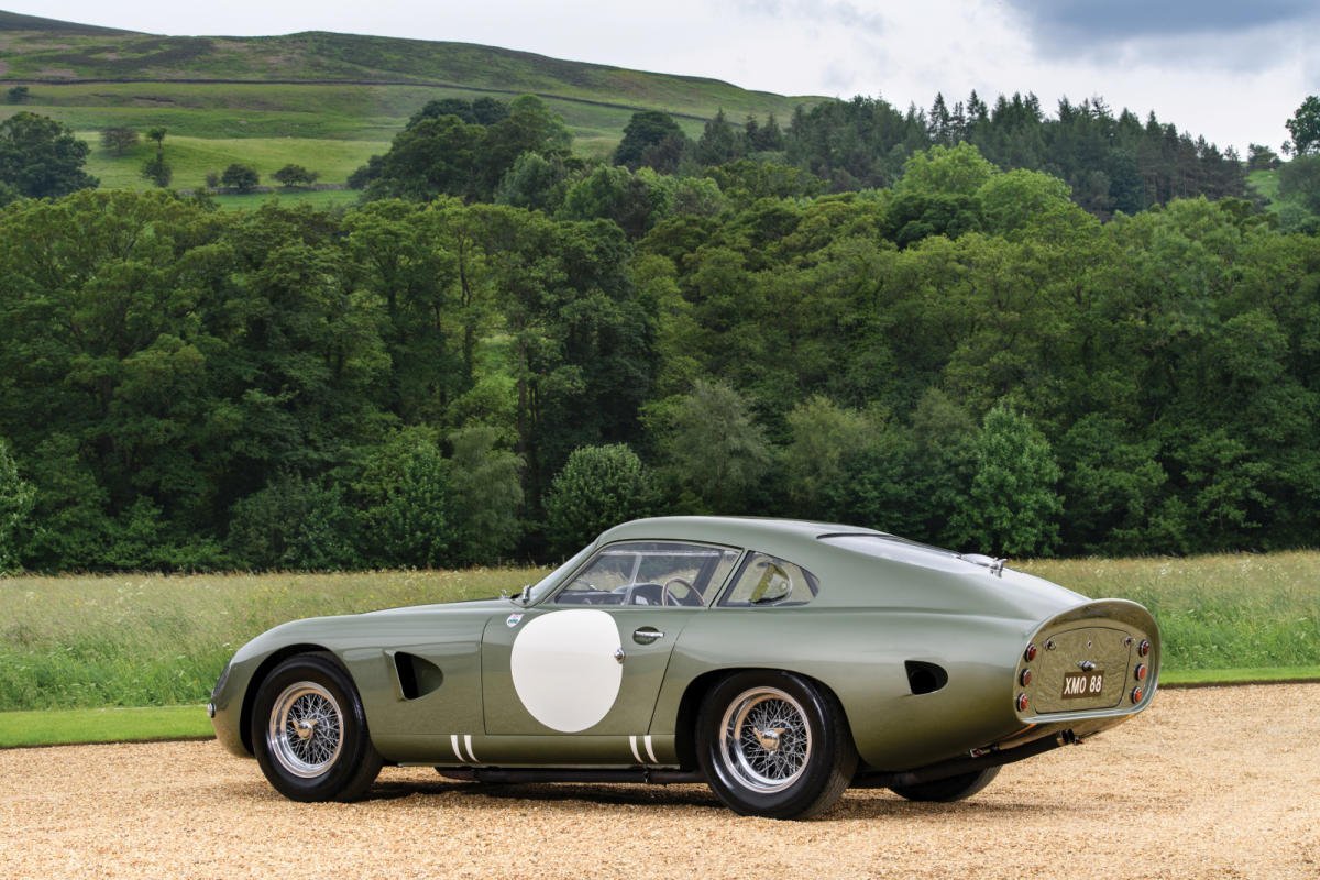 Aston martin dp215